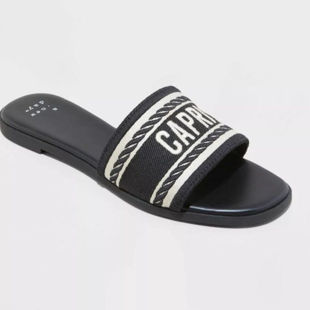 Black capri sandals